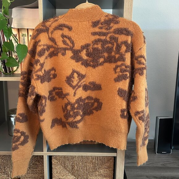 Cozy Burnt Orange Pullover with Brown Graphics - Size Small - Picture 6 of 8